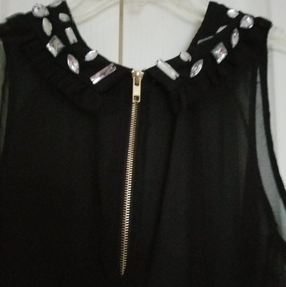 XOXO Studded Sheer Sleeveless Black Blouse - Picture 4 of 5